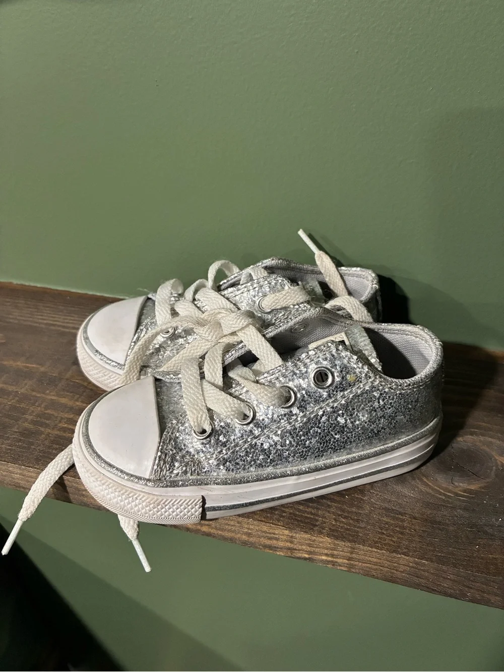 Converse Silver Glitter Kids Lace-Up Sneakers